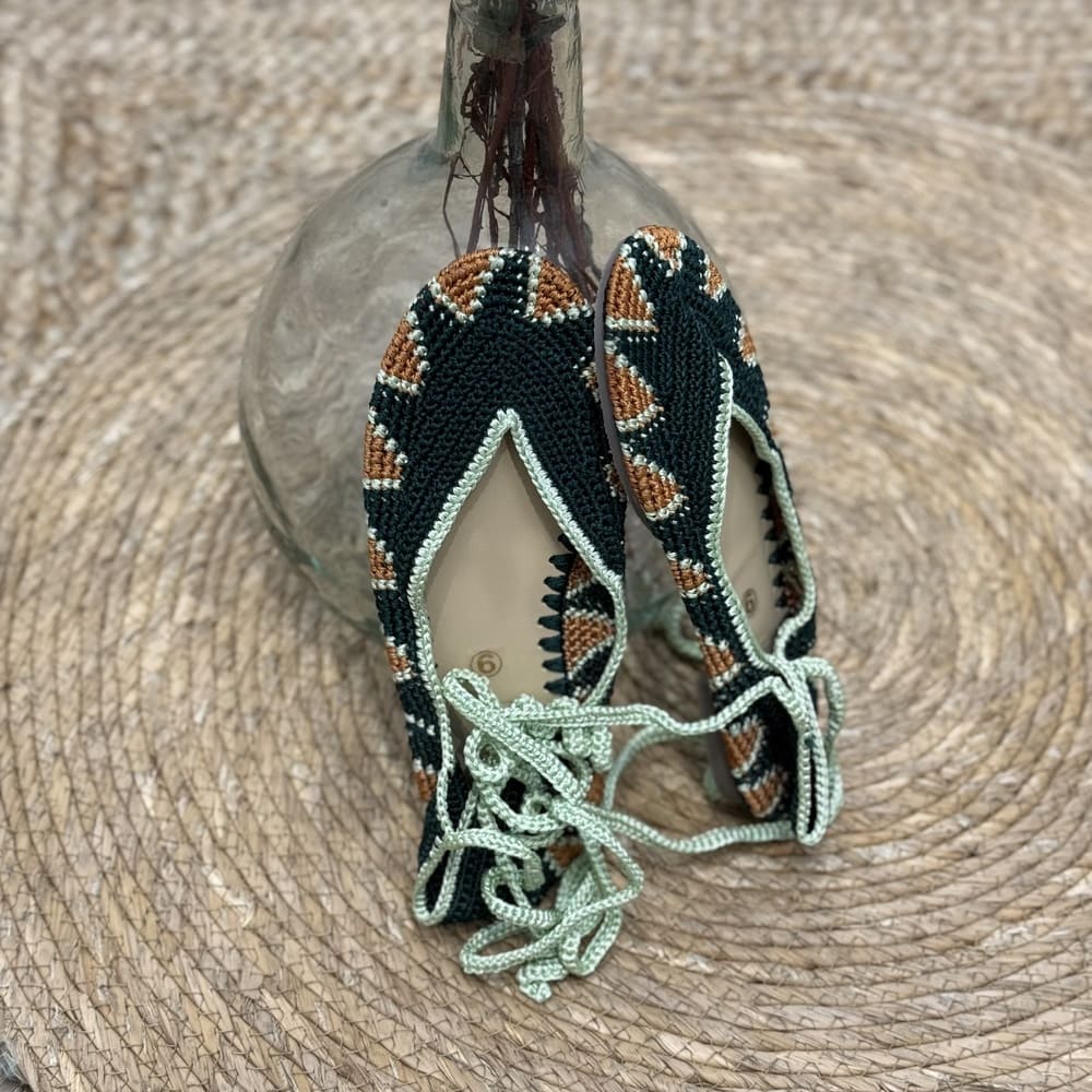 Bailarina crochet verde y mostaza Vila - Talla 36