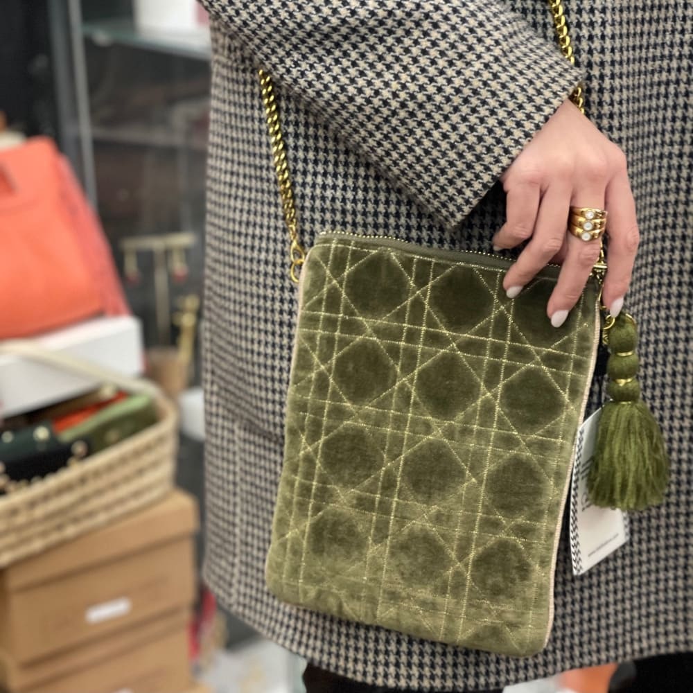 Bolso bordado terciopelo verde